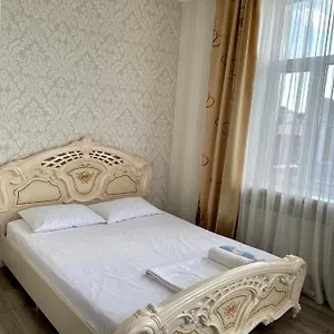  Апарт-отель Studio-біля вокзалу-недалеко від центру-городоцька 151 Украина